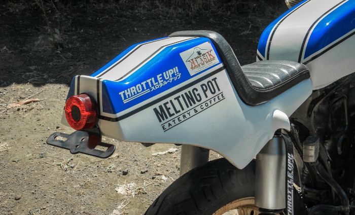 Hornet dibuat bersudut layaknya motor tahun 70an