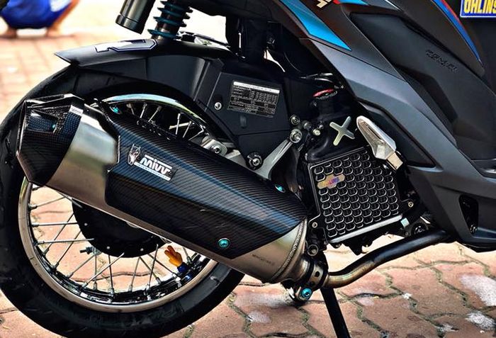 Knalpot MIVV Carbon biar suaranya gahar