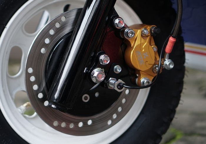 Kaliper depan Kymco Trend diganti pakai lansiran KTC Kytaco