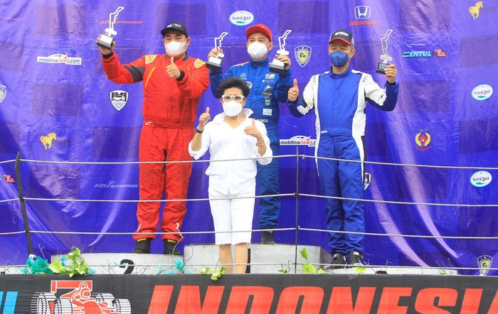 Arie Aumos raih podium di tiga kelas saat ISSOM 2022 race 1
