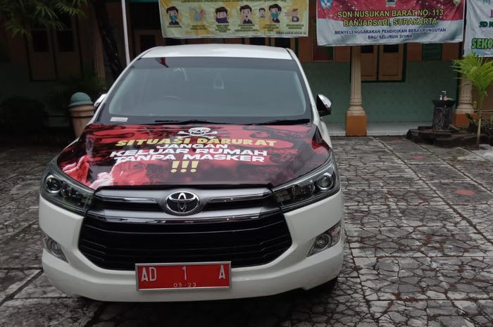 Mobil Dinas Toyota Kijang Innova Wali Kota Solo, Gibran Rakabuming Raka yang ditinggalkan di SD Nusukan Barat 113