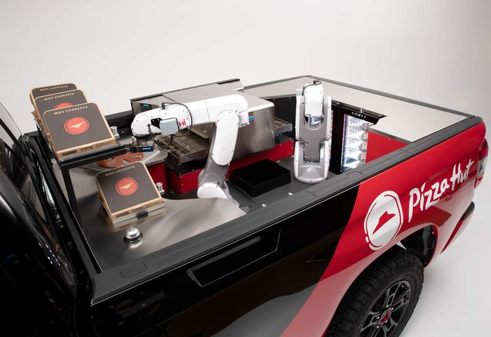 Pakai mesin pemanggang pizza, keren!