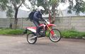 Naik Honda CRF150L Selalu Jinjit? Bikin Lebih Pendek Dengan Cara Ini