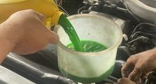 Kebiasaan Isi Radiator dengan Air Biasa Ancam Mesin Mobil: Terjadi Kerusakan Karat Parah dan Risiko Overheat