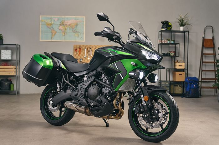 Kawasaki Versys 650. Pehobi moge mudah dapatkan moge