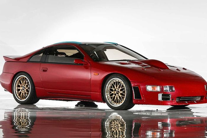 Nissan 300ZX punya kecepatan tertinggi hampir sama dengan Bugatti Veyron