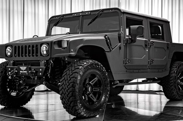 Modifikasi Hummer H1 hasil garapan Mil-Spec Automotive