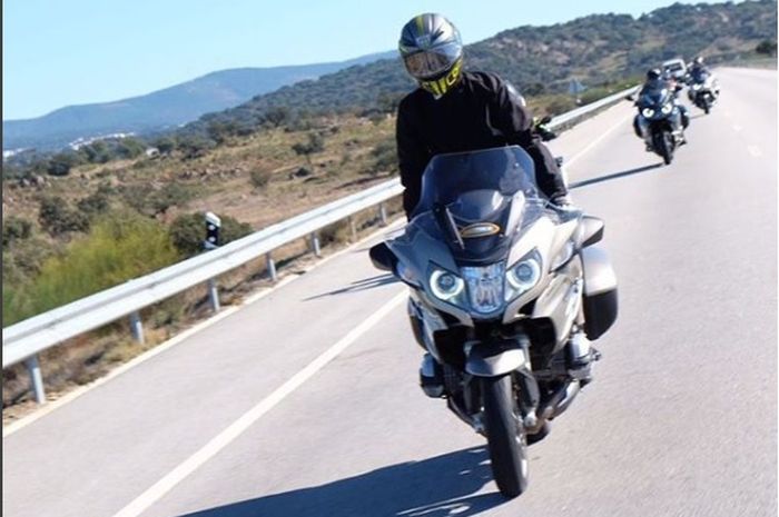 Momen perjalanan turing bos Abu Tours, Abu Hamzah pakai moge