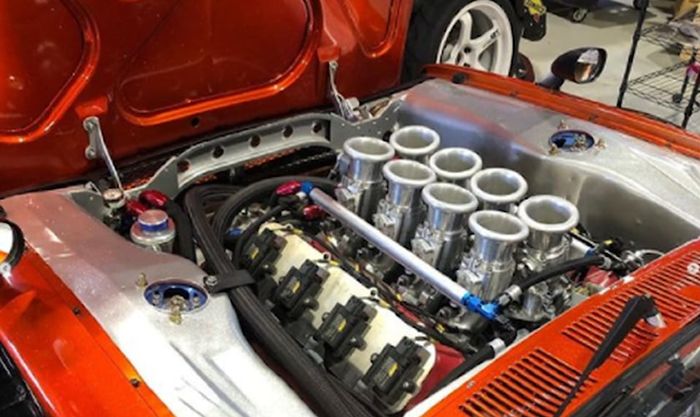Mesin V8 Dodge Nascar terpasang ke Nissan Skyline 2000 GT-R 