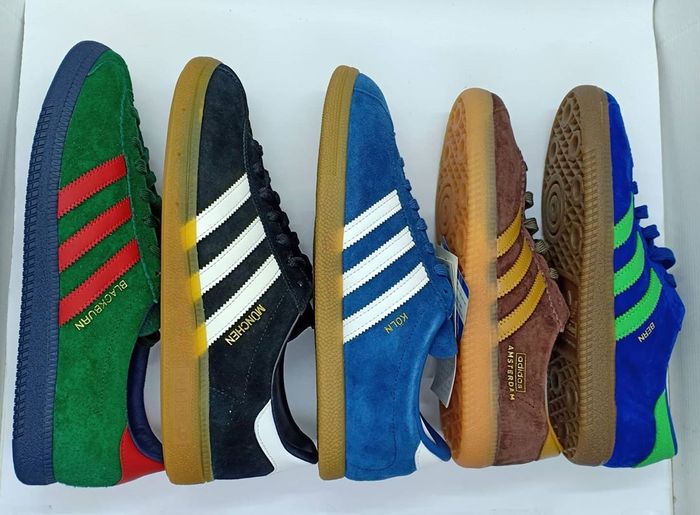 Beberapa Adidas City Series