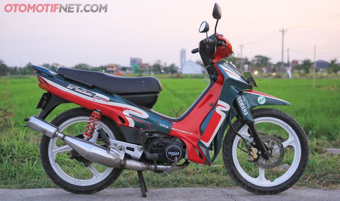 Yamaha F1ZR Caltex Edition