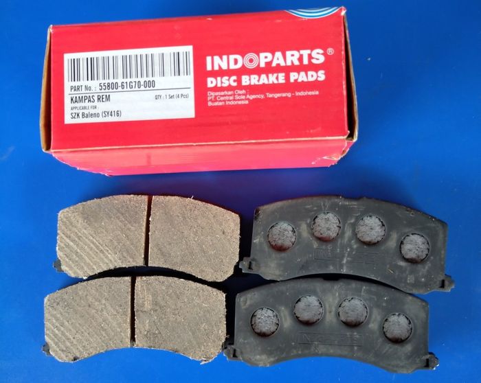ILUSTRASI. Kampas rem depan Indoparts untuk Baleno