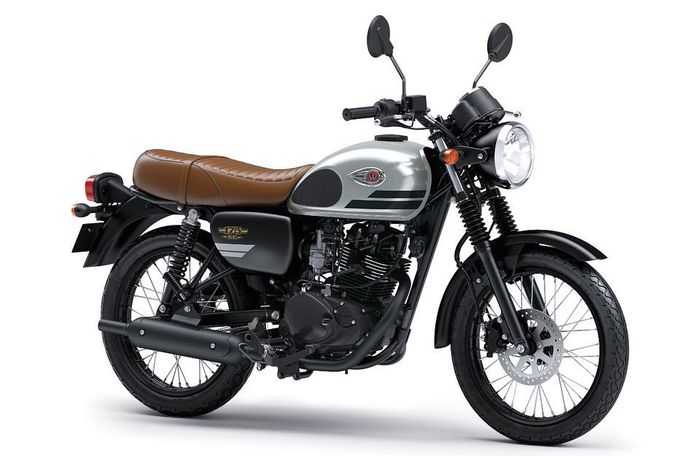 Kawasaki W175 SE warna silver memiliki grafis di tangkinya