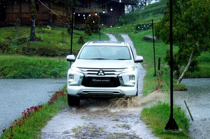 Mitsubishi Pajero Sport 