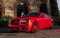 Rolls-Royce Wraith Tampil Berani, Berjubah Serba Merah Makin Mentereng