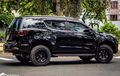 Chevrolet Trailblazer Menghitam, Kaki-kaki Off-Road Banget, Mata Setan Mengintimidasi