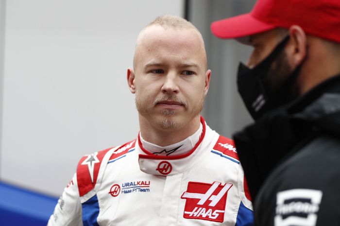Rusia menyerang Ukraina, posisi Nikita Mazepin sebagai pembalap F1 di tim Haas terancam dicopot