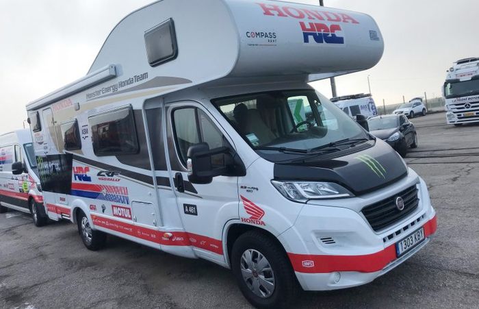 Salah satu mobil pendukung tim pabrikan Honda untuk Reli Dakar 2019