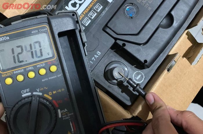  Aki Mobil Tidak BolehTekor