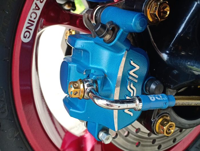 Kaliper rem belakang Yamaha NMAX pakai Nissin Samurai 2piston