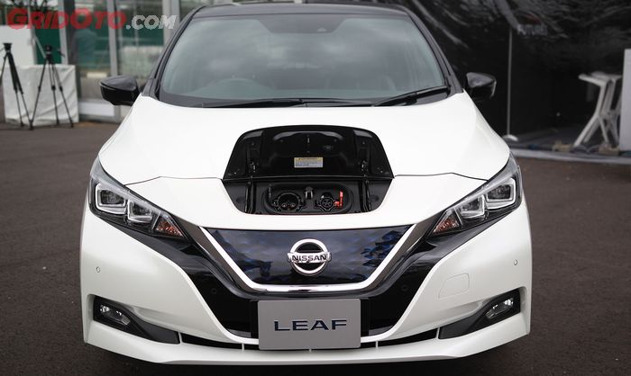 Mobil Listrik Nissan Leaf