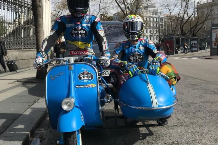 Alex Marquez dan Joan Mir keliling kota Madrid pakai Vespa