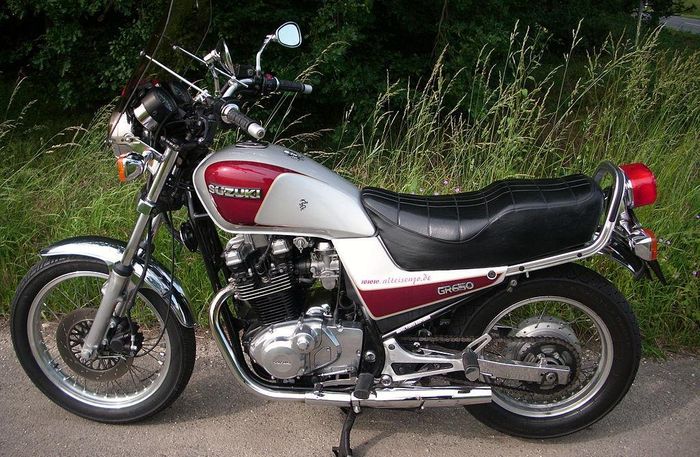 Suzuki GR650 Tempter dalam kondisi standard