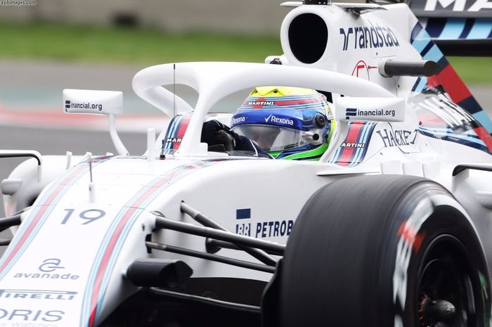 Tim Williams saat menguji Halo pada mobil Felipe Massa tahun 2017 lalu