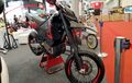 Padukan Part CRF dan KLX, Supermoto Listrik Ini Punya Kaki-kaki Kekar
