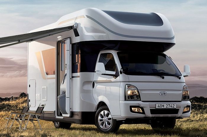 Hyundai H-100 dimodif jadi motorhome