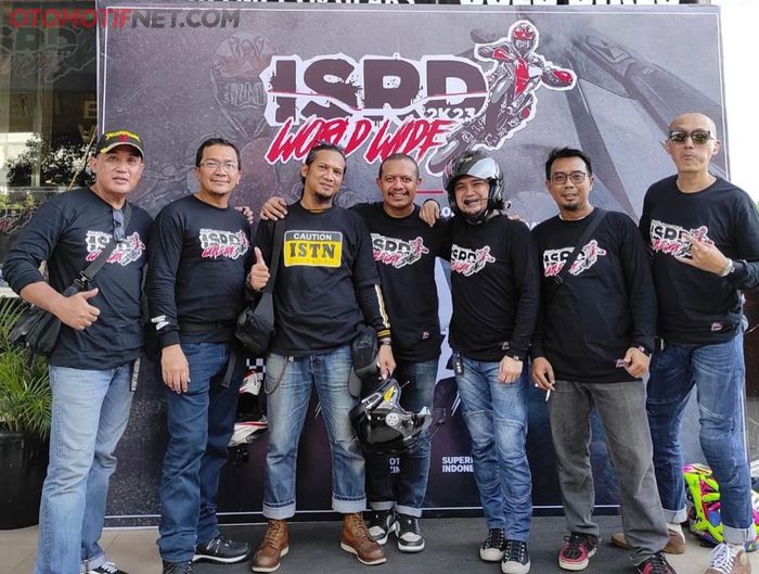 Para senior di dunia supermoto Indonesia