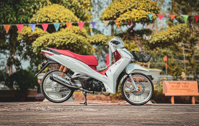 Modifikasi saudara Honda Supra X 125 yang mempesona