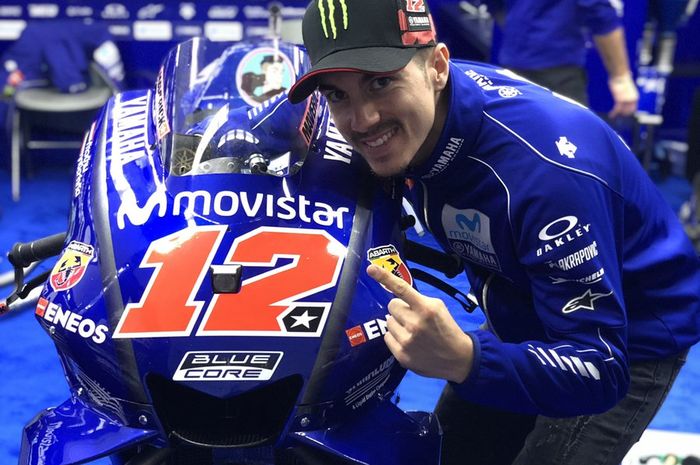 Maverick Vinales resmi mengubah nomor start dari 25 jadi 12 untuk tahun depan