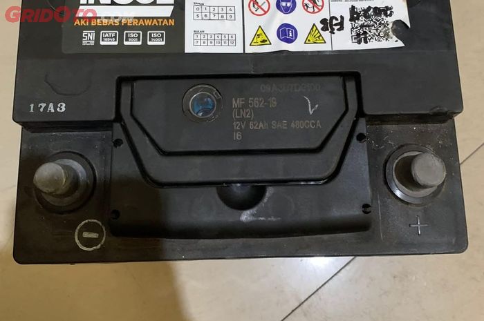 Awali Pasang Aki Mobil dari Terminal Positif, Cegah Risiko Korsleting