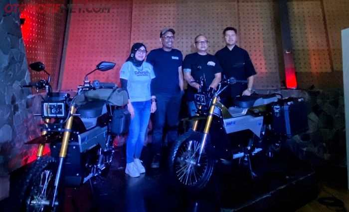 SMEV Moto Indonesia berkolaborasi dengan brand permen DAVOS