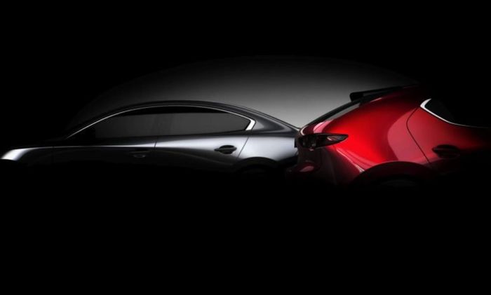 Teaser dari Mazda terlihat ada dua jenis mobil