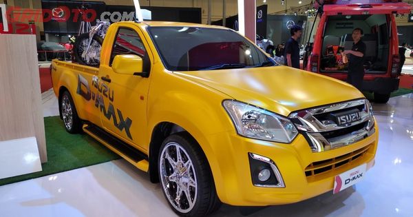 video mobil mobil isuzu bikin heboh