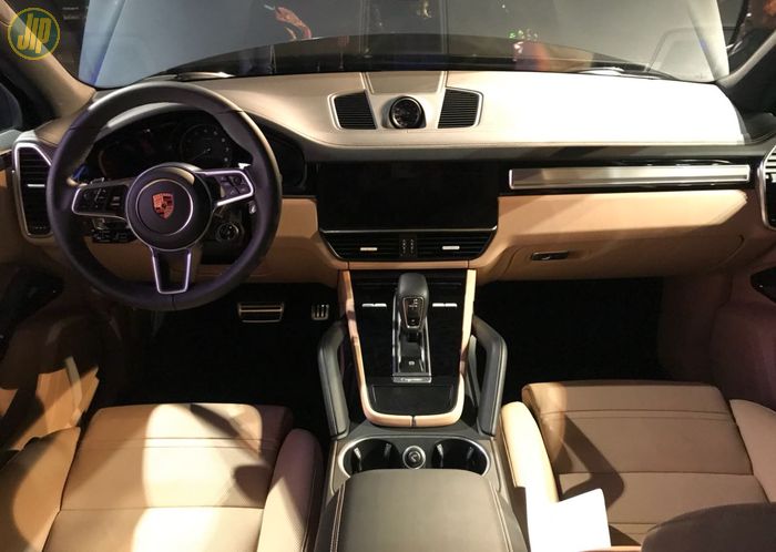 Interior &quot;The New&quot; Porsche Cayenne