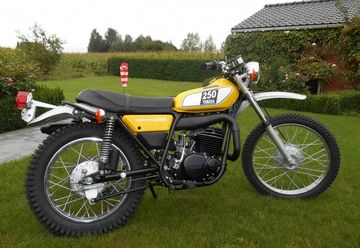 Pakai Konsep Gado Gado Yamaha Dt250 Jadi Makin Oke Gridoto Com