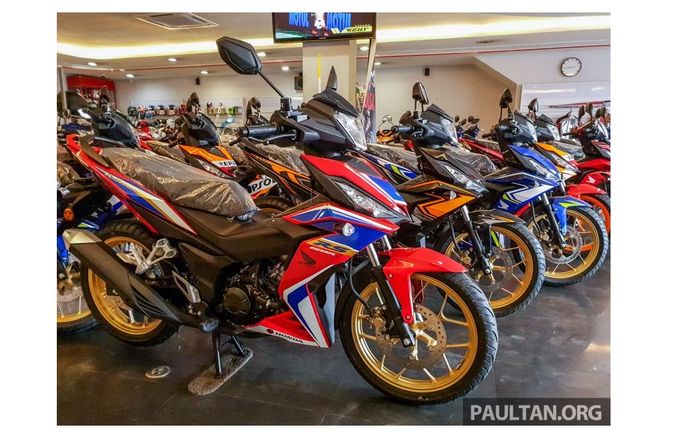 Beberapa pilihan warna Honda RS150R