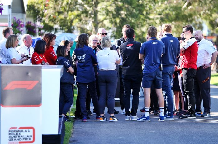 Para perwakilan tim F1 berkumpul pada hari Kamis di sirkuit Albert Park, Melbourne, mengenai nasib F1 Australia