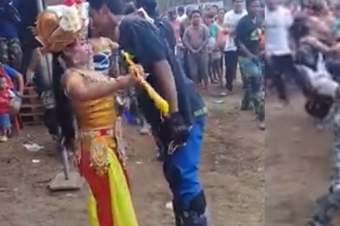 Pelecehan penari oleh biker