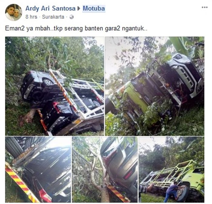 Postingan di Grup Facebook truk pengangkut mobil yang kecelakaan