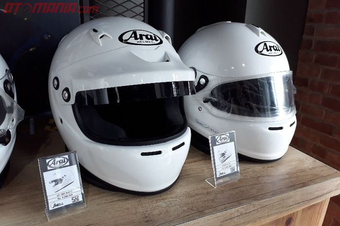 Helm mobil punya fitur keamanan khusus untuk penggunanya