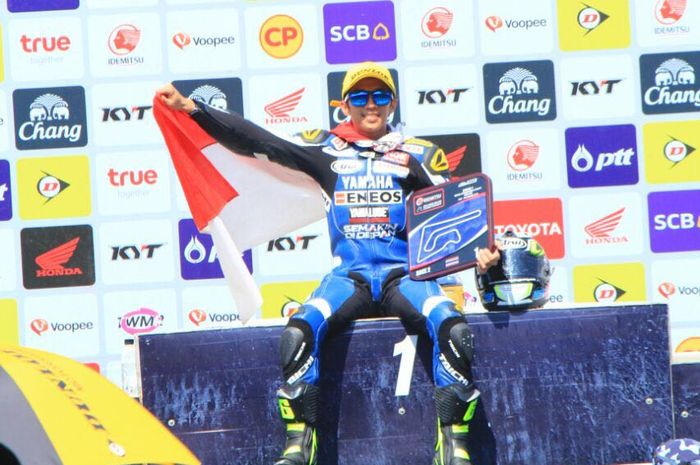 Wahyu Aji Trilaksana terpaksa merelakan podium pertama race 2 ARRC UB150 akibat kena sanksi