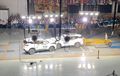 Kedua SUV Ini Sengaja Ditabrakkan Supaya Hancur, Tapi Gak Bisa