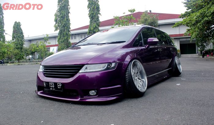 Modifikasi Honda Odyssey pakai camber