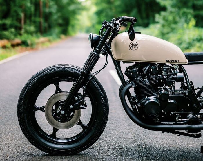 Kaki-kaki dan mesinnya masih cukup standar