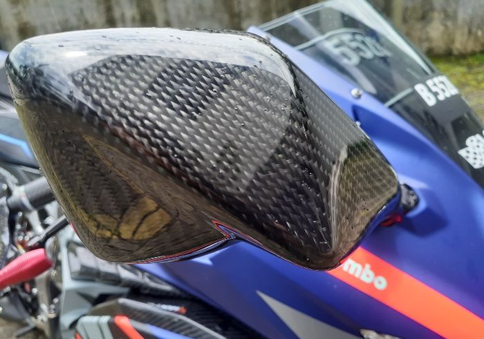 Spion original terlapis karbon kevlar