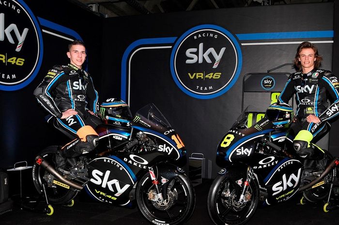 Dua pembalap SKY VRI46 Moto2 milik Valentino Rossi